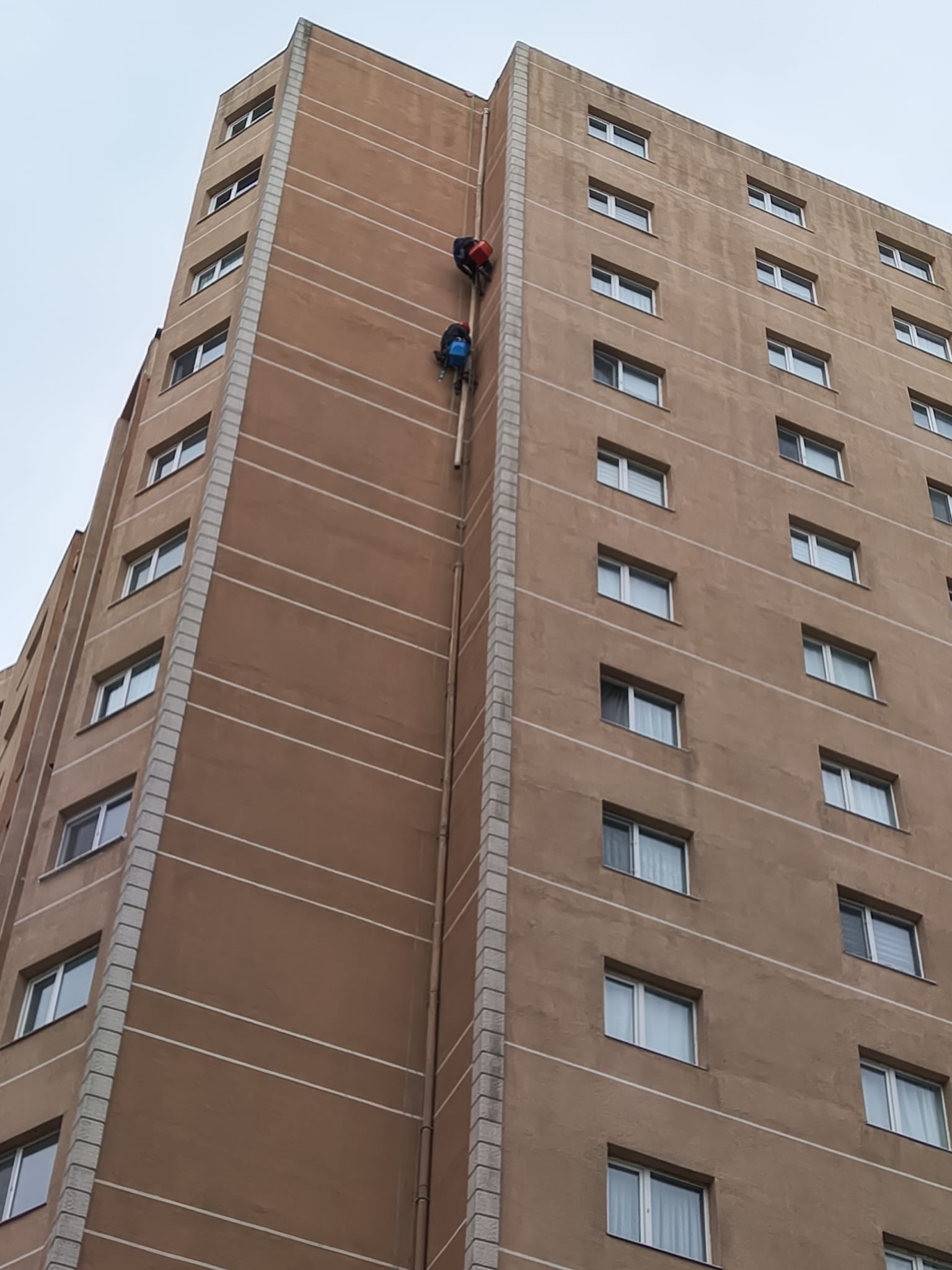 Apartman Dış Cephe İple Erişim Çalışması